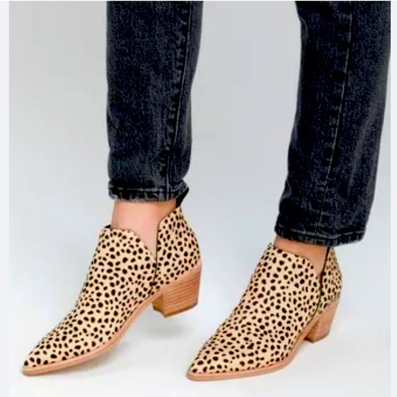 Lulus Shoes - Lulu's Marca Tan and Black Cheetah Print Ankle Booties pointed toe size 6.5